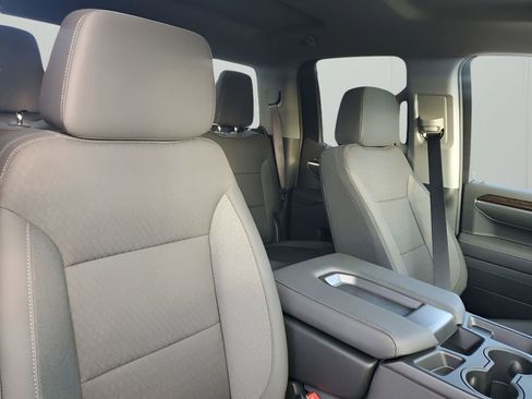 New 2026 GMC Sierra 1500 Elevation image 15