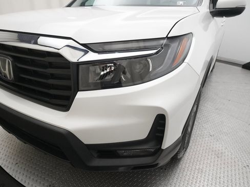 Certified 2023 Honda Ridgeline RTL image 24