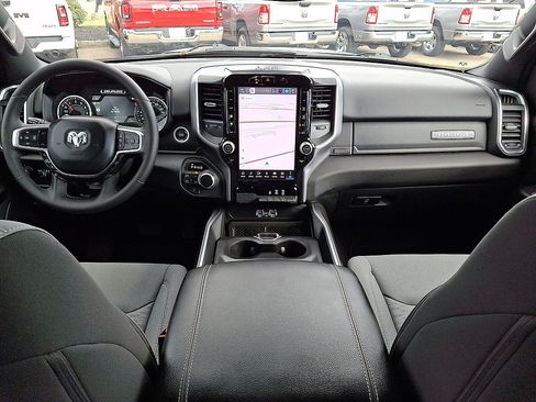 Certified 2025 RAM 1500 Big Horn AWD/4WD image 10