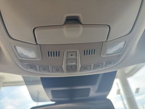 Used 2019 Ford Expedition Platinum image 22