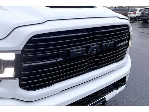 Used 2024 RAM 2500 Laramie w/ Night Edition image 32