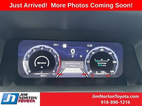 Used 2025 Toyota Tacoma TRD Sport AWD/4WD image 13