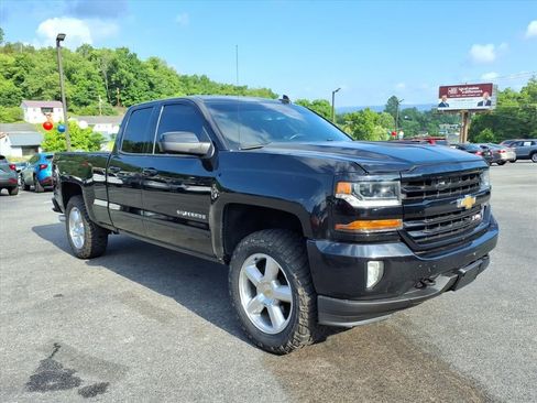Used 2019 Chevrolet Silverado 1500 LT w/ All Star Edition AWD/4WD image 9