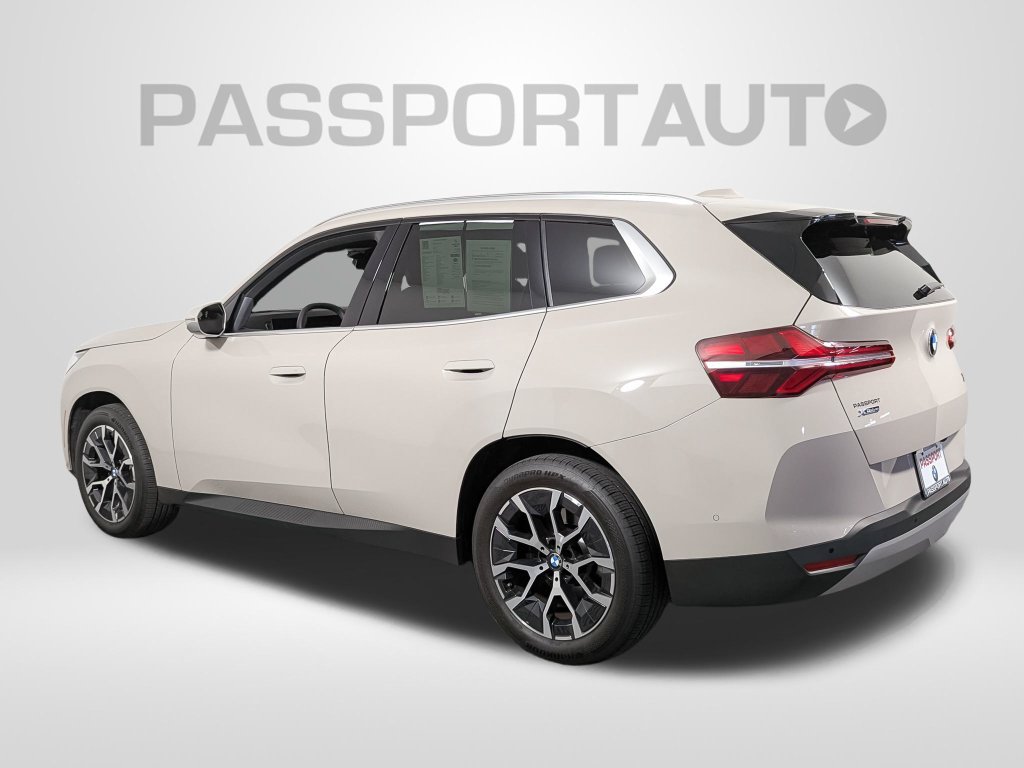 Used 2026 BMW X3 xDrive30i w/ Convenience Package AWD/4WD image 3