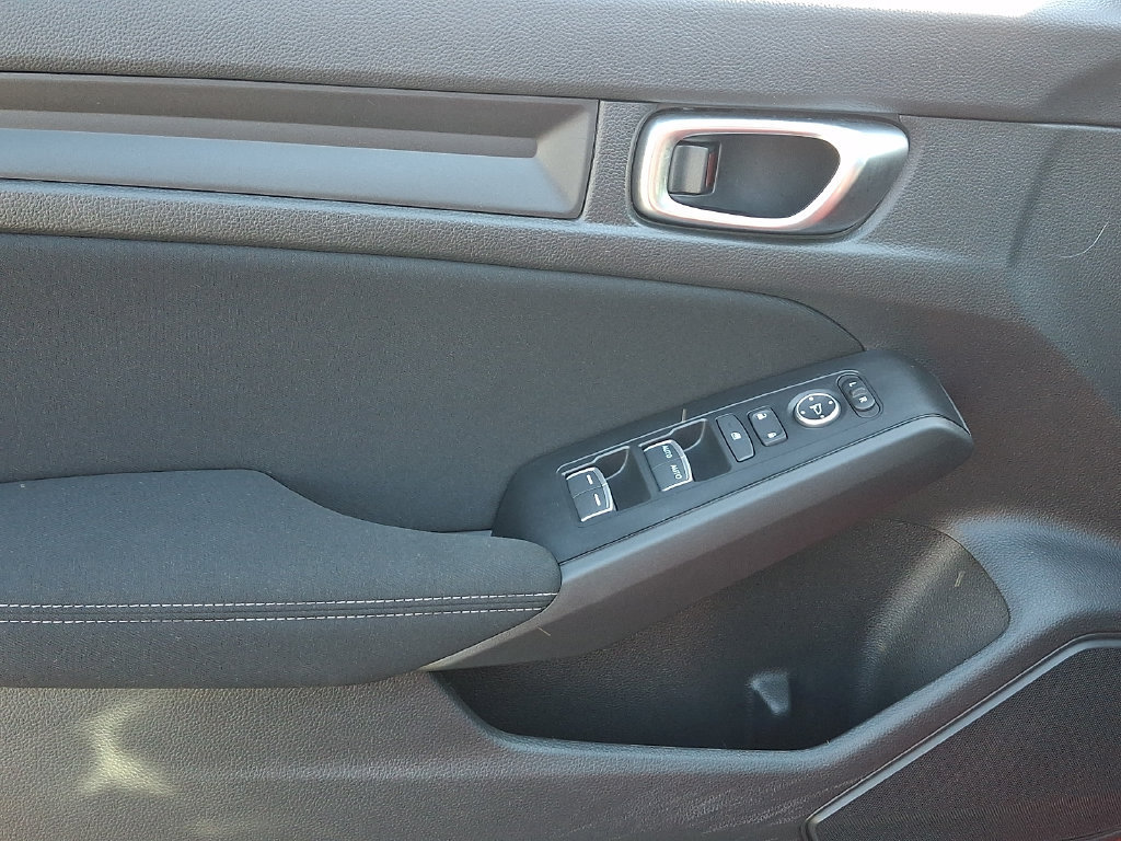 Used 2024 Honda Civic Sport image 11