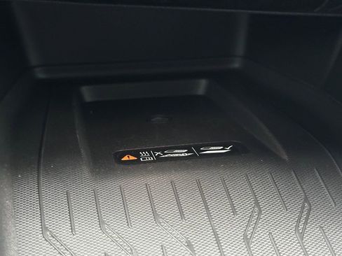 New 2026 Chevrolet Equinox EV LT image 29