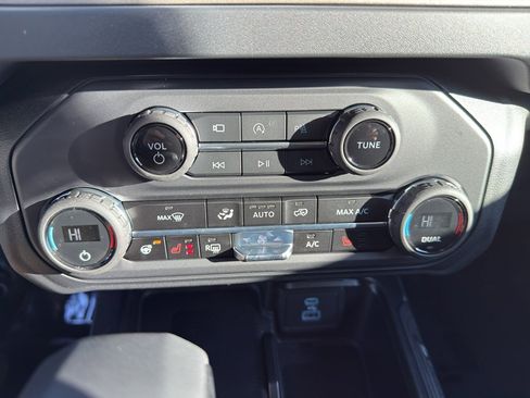 New 2025 Ford Bronco Outer Banks image 33