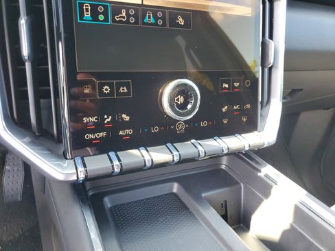 New 2026 GMC Acadia Elevation w/ Elevation Premium Package image 17