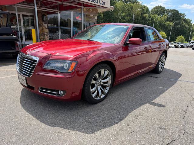 Used 2014 Chrysler 300 S RWD image 1
