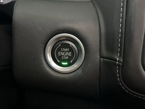 Used 2023 GMC Yukon Denali Ultimate image 15