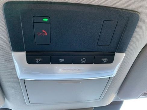 Used 2023 Nissan Pathfinder SL image 22