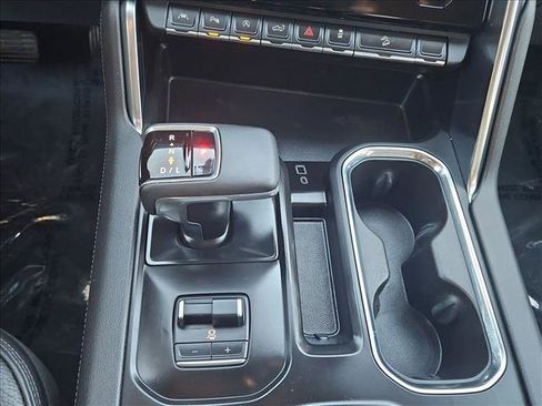 Used 2025 GMC Sierra 1500 Denali image 11