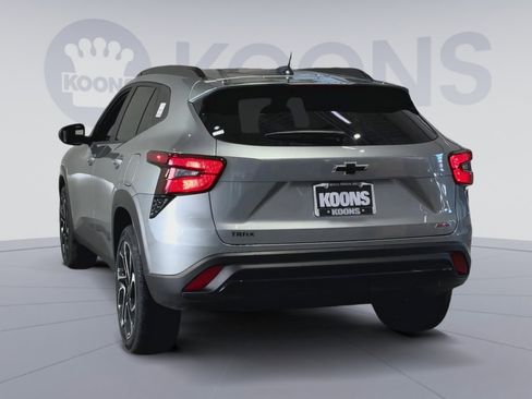 New 2026 Chevrolet Trax RS w/ Sunroof Package image 10