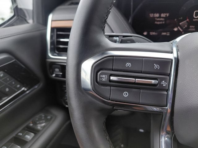 Used 2025 GMC Yukon Denali AWD/4WD image 28
