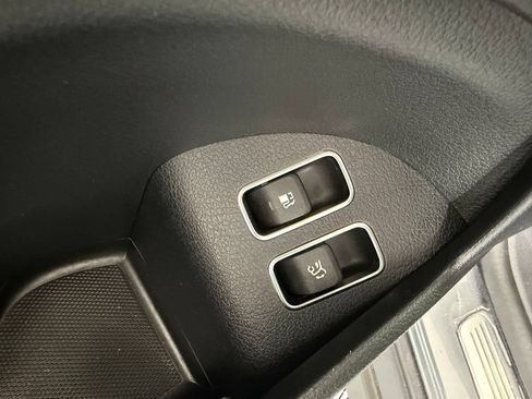 Used 2026 Mercedes-Benz GLE 450e 4MATIC image 18