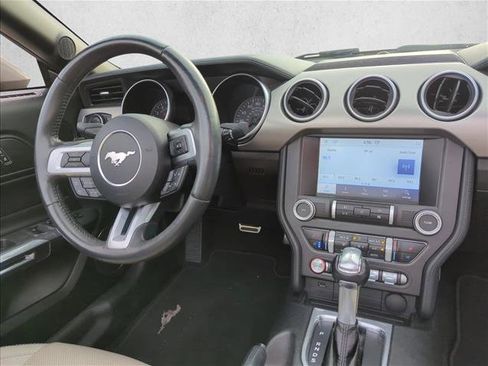 Certified 2019 Ford Mustang Premium image 28