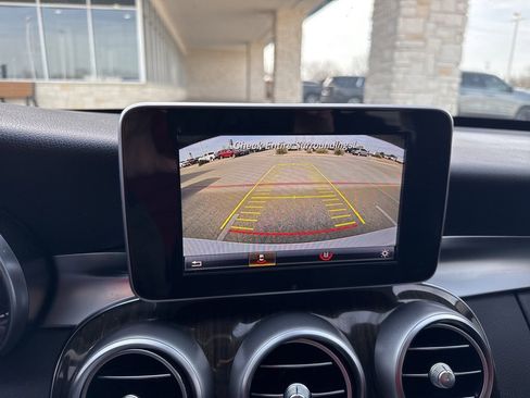 Used 2016 Mercedes-Benz C 300 4MATIC Sedan image 9