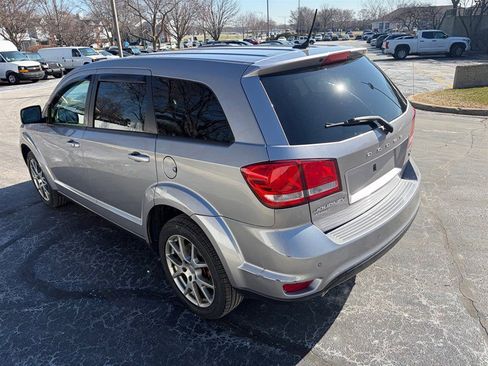 Used 2015 Dodge Journey R/T w/ Flexible Seating Group image 10