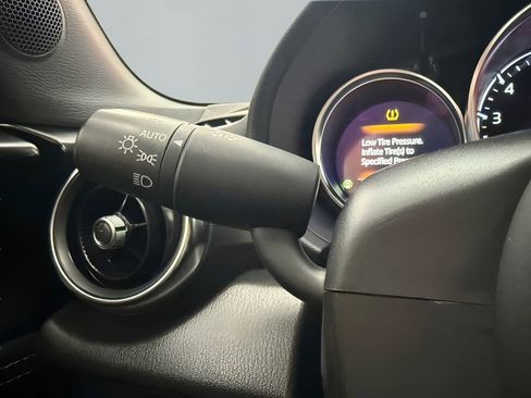 Used 2025 MAZDA MX-5 Miata RF Grand Touring RWD image 16