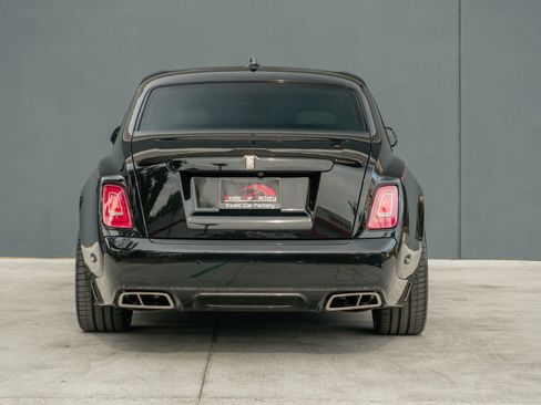 Used 2023 Rolls-Royce Phantom Sedan image 8