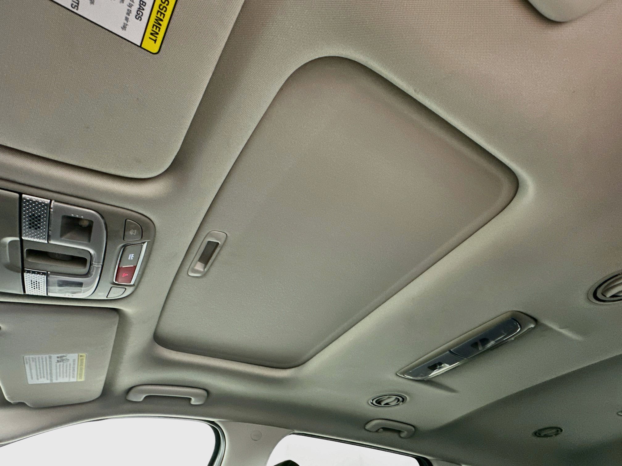 Used 2025 Kia Telluride S FWD image 26