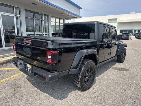 Used 2023 Jeep Gladiator Sport AWD/4WD image 8