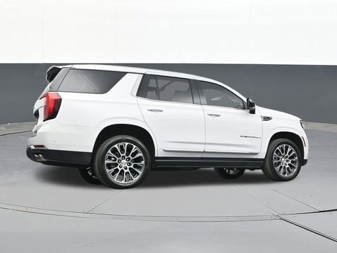 Used 2025 GMC Yukon Denali w/ Sun & Power Step Package image 48
