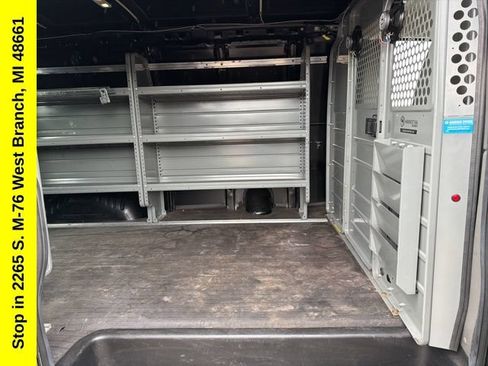 Used 2022 GMC Savana 2500 w/ Communications Package RWD image 33