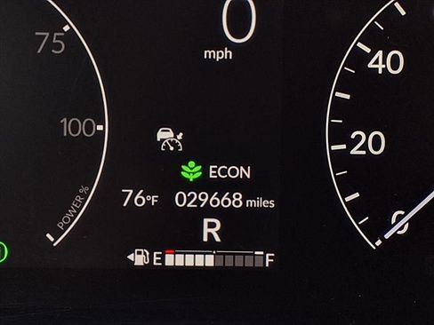 Used 2025 Honda CR-V Sport image 29