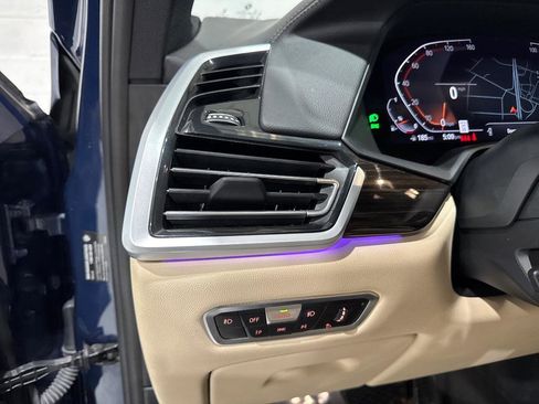 Used 2021 BMW X5 xDrive40i w/ Premium Package image 27