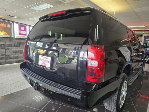 Used 2014 Chevrolet Suburban LS w/ All-Star Edition AWD/4WD image 5