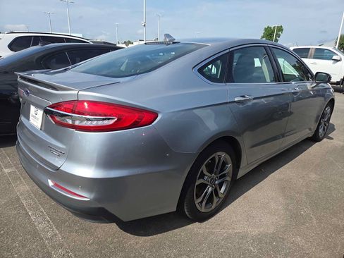 Used 2020 Ford Fusion Titanium FWD image 5