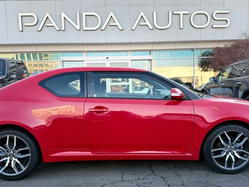 Used 2014 Scion tC 10 Series image 8