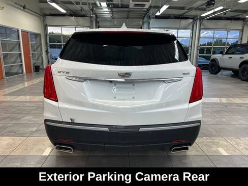 Used 2018 Cadillac XT5 Luxury w/ Driver Awareness Package FWD image 14