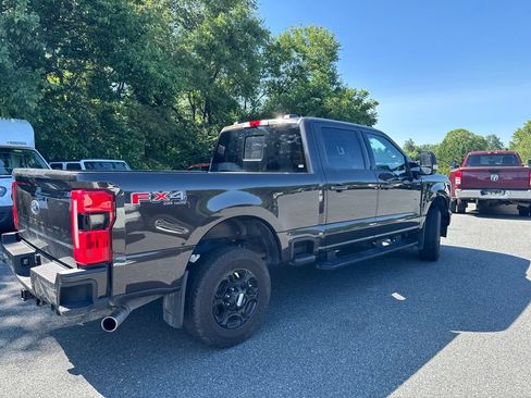 Used 2024 Ford F250 XLT w/ XLT Premium Package AWD/4WD image 6