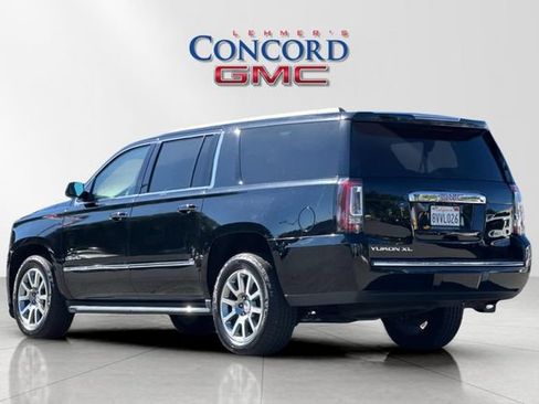 Used 2019 GMC Yukon XL Denali AWD/4WD image 6