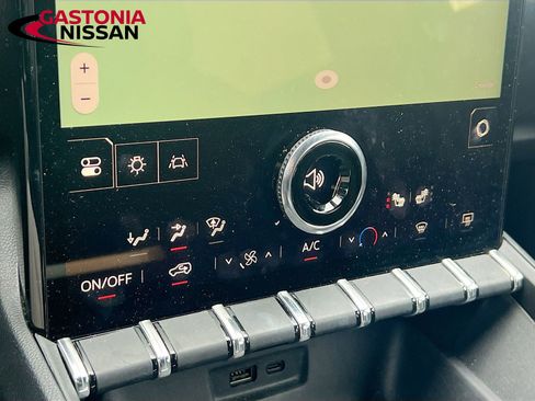 Used 2025 GMC Terrain Elevation image 21