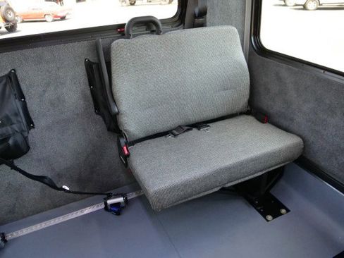 Used 2017 Ford F550 2WD Regular Cab Super Duty image 34