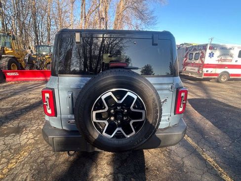 Used 2025 Ford Bronco Outer Banks image 6