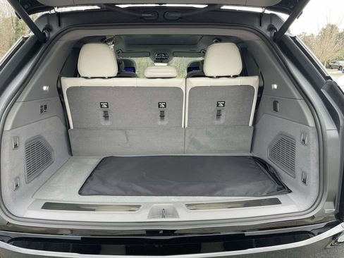 New 2025 Cadillac Escalade IQ Luxury 1 w/ Smart Trailering package image 10