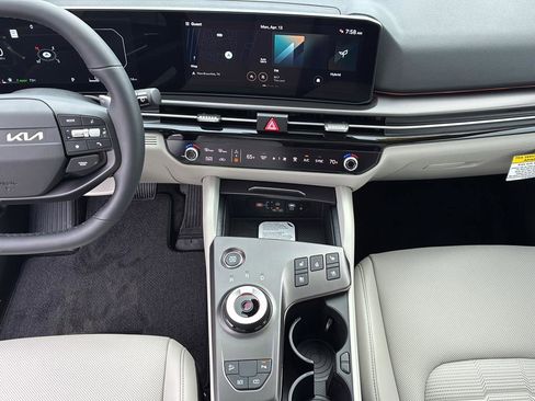 New 2026 Kia Sportage SX Prestige AWD/4WD image 32