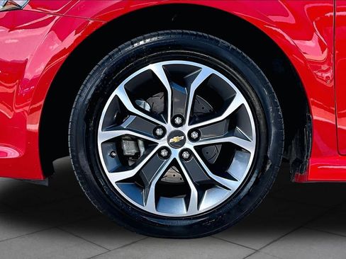 Used 2017 Chevrolet Sonic LT FWD image 11