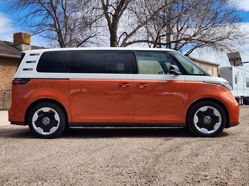 New 2025 Volkswagen ID. Buzz Pro S Plus image 4