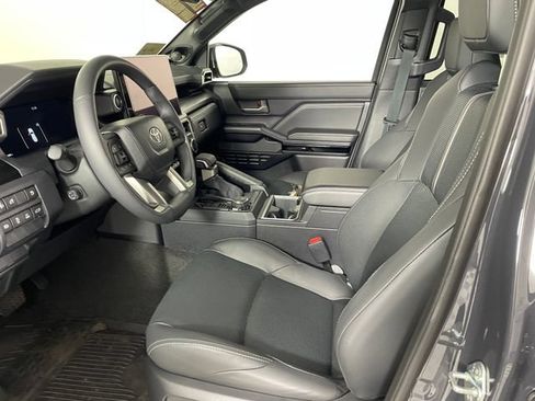 Used 2026 Toyota 4Runner Limited AWD/4WD image 2