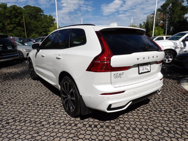 Certified 2024 Volvo XC60 B5 Plus w/ Climate Package AWD/4WD image 10