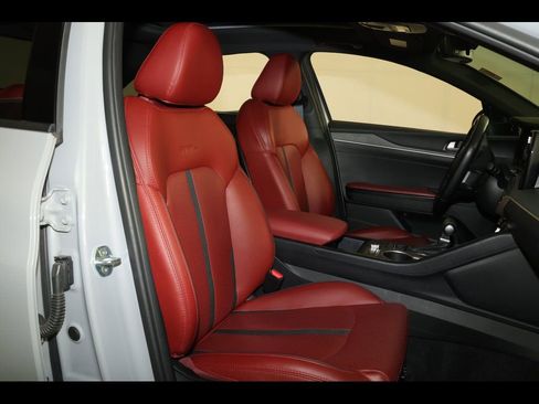 Used 2023 Kia K5 GT-Line image 31