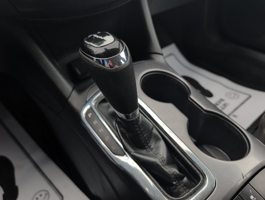 Used 2018 Chevrolet Cruze LT FWD image 15