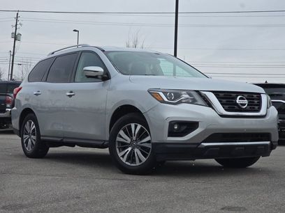 Used 2019 Nissan Pathfinder SL