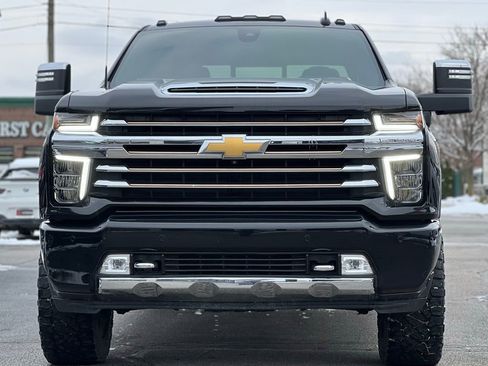 Used 2023 Chevrolet Silverado 3500 High Country image 12