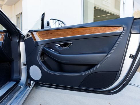 New 2026 Bentley Continental GTC image 39